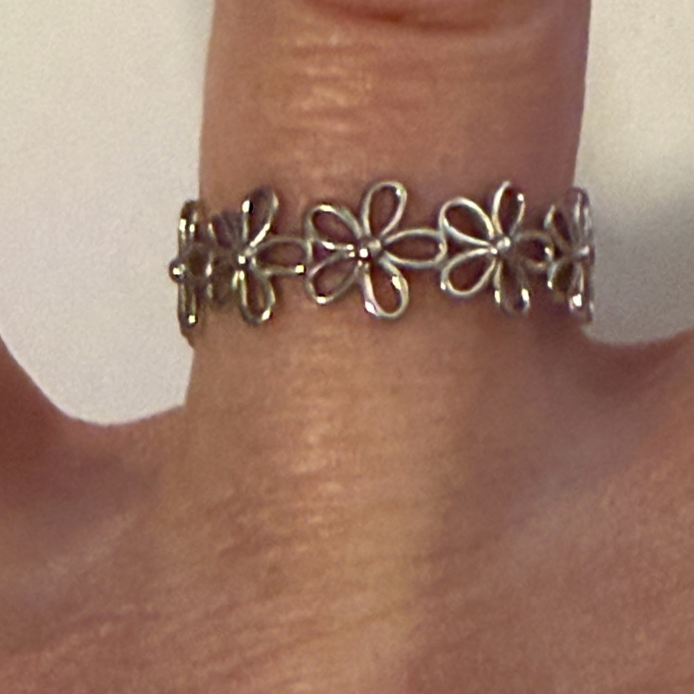 Sterling Silver daisy Ring
